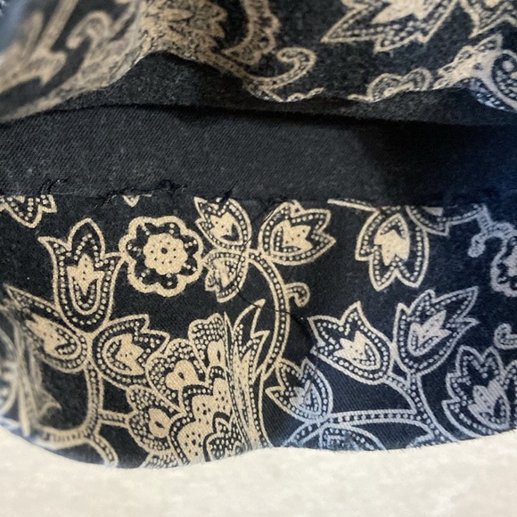 Old Navy Floral Pants - Picture 8 of 8